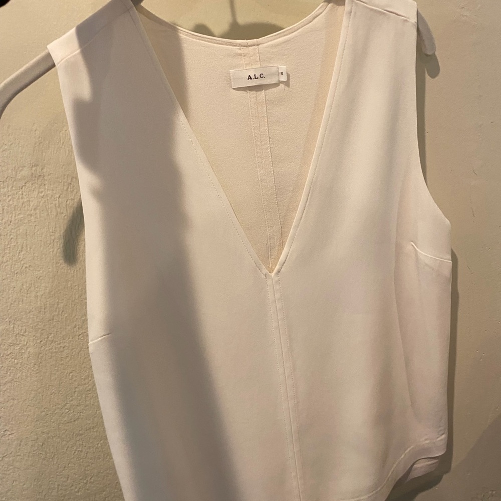 A.L.C. Cream V-Neck Sleeveless Blouse